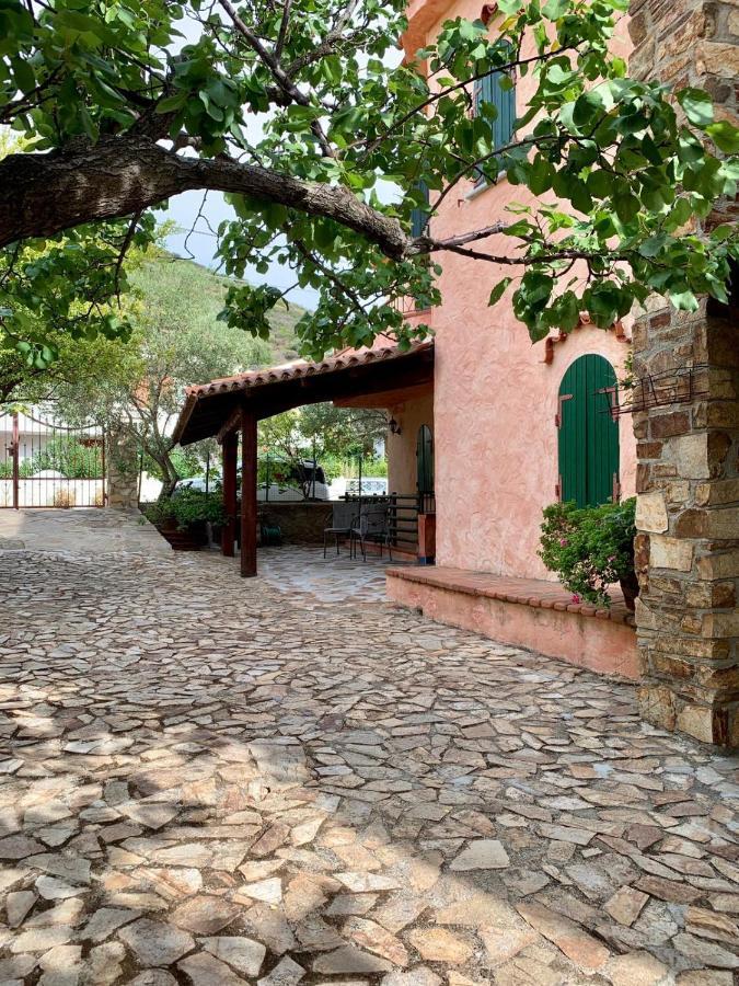 Villa Le Ginestre La Caletta Buitenkant foto