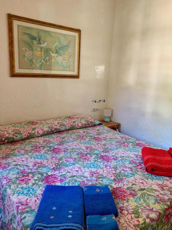 Villa Le Ginestre La Caletta Buitenkant foto