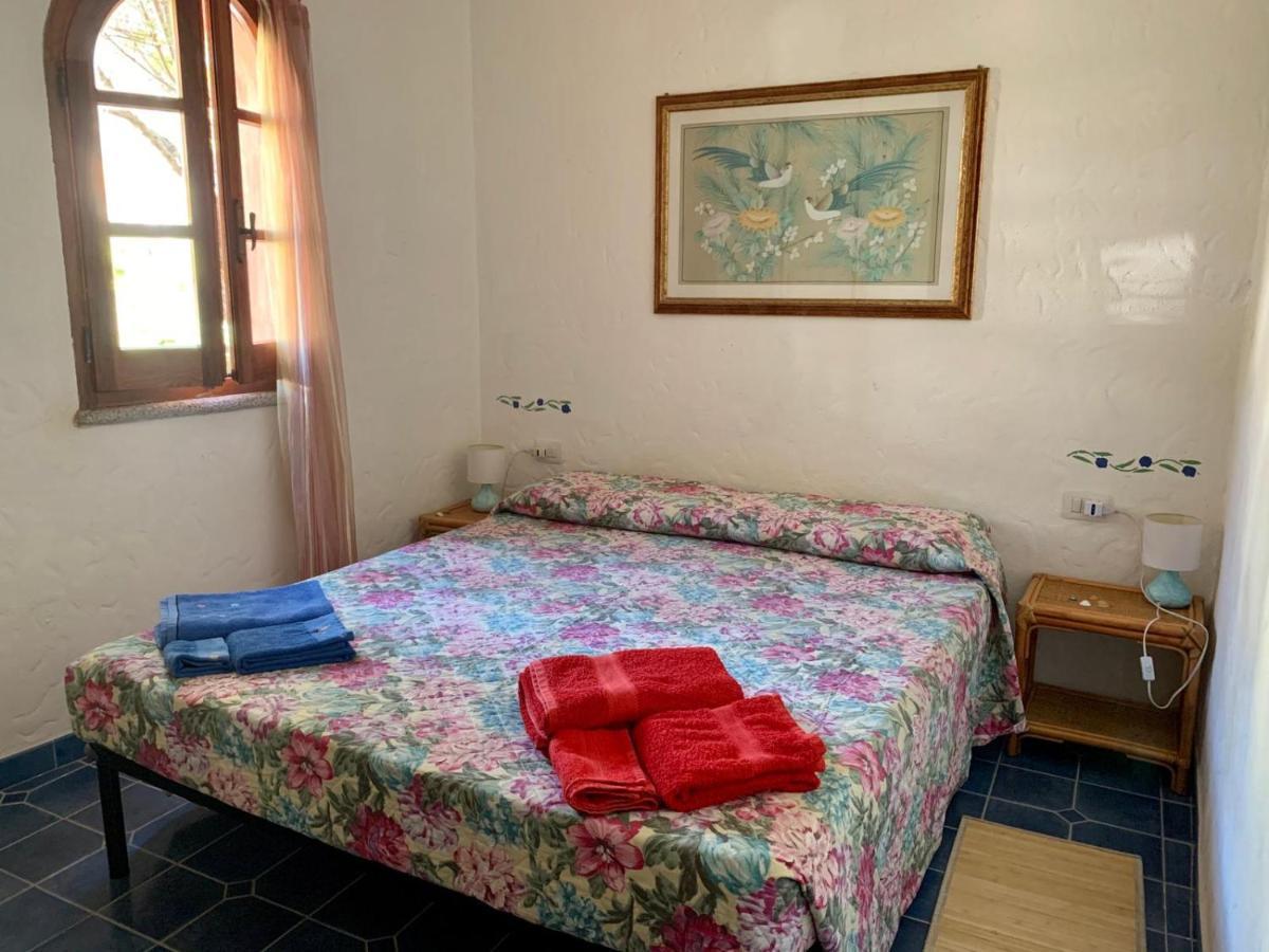 Villa Le Ginestre La Caletta Buitenkant foto